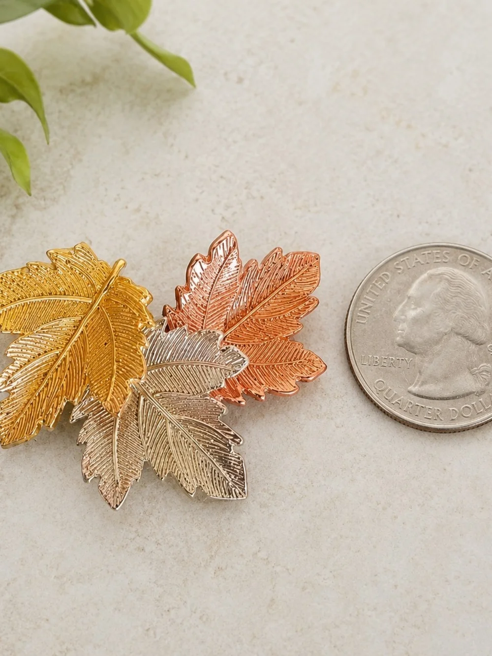 PREMIER DESIGNS TRI-TONE AUTUMN LEAVES BROOCH PIN